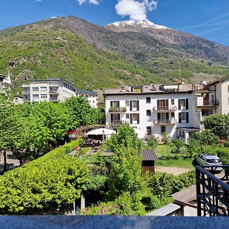 Bernina Station Center Apartment - Тірано Екстер'єр фото