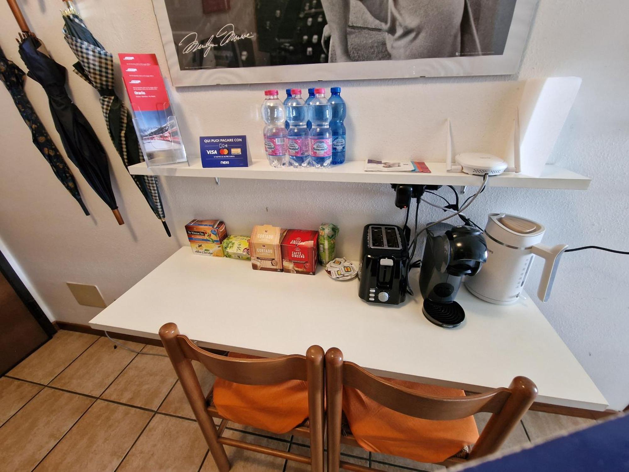 Bernina Station Center Apartment - Тірано Екстер'єр фото